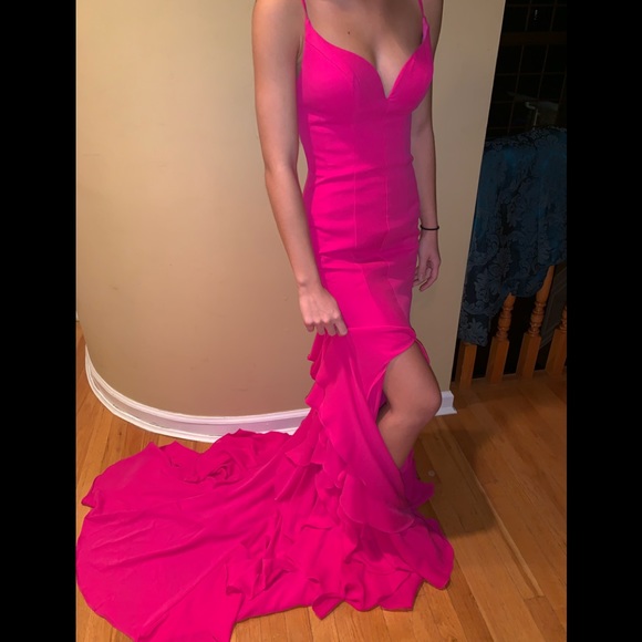 Terani Couture Dresses & Skirts - Pink prom dress (never worn) Terani Couture Dresses & Skirts - Pink prom dress (never worn)
